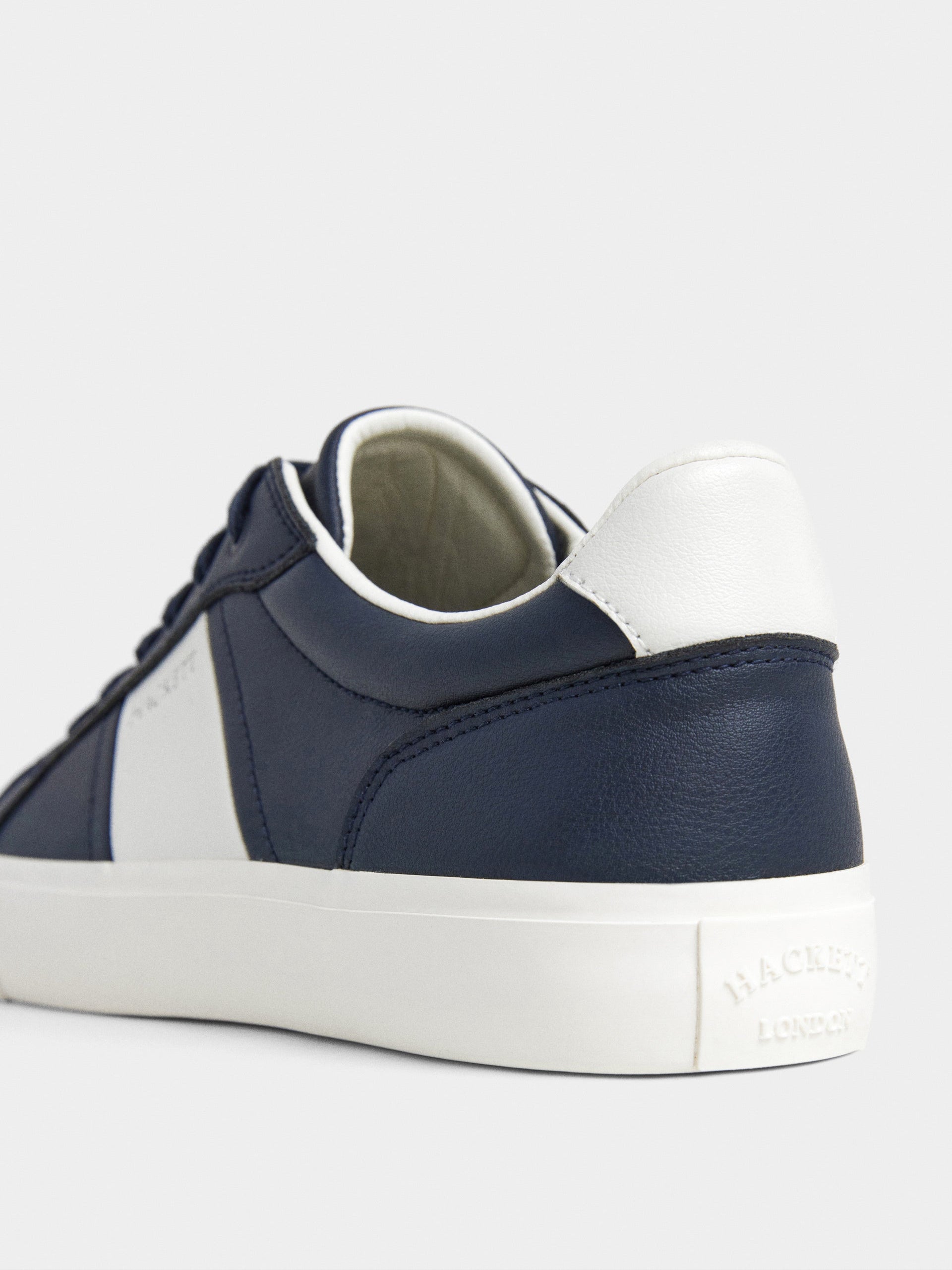 Hackett Blake Mix Trainer